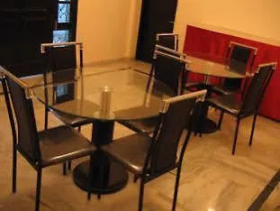 Treebo Mall View, Dlf Phase II Gurgaon Hotel