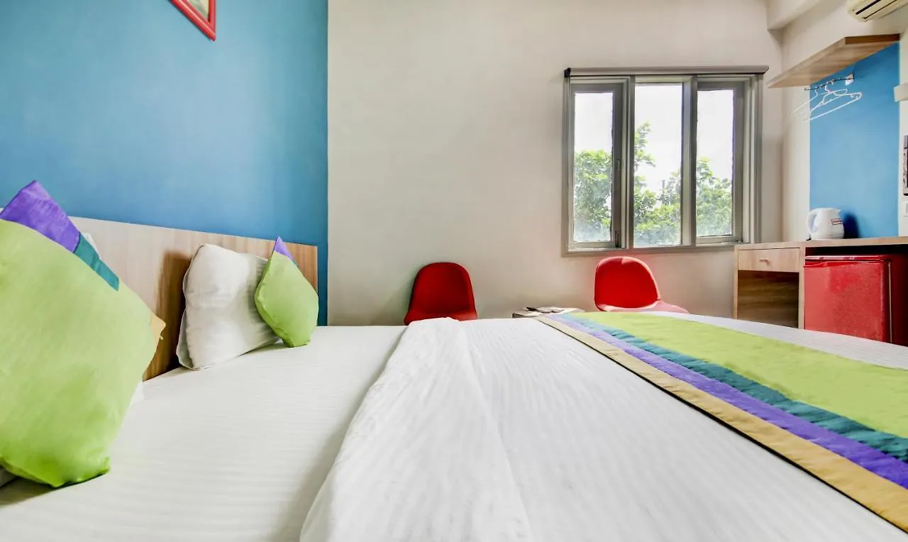 *** Hotel Treebo Mall View, Dlf Phase II Gurgaon India